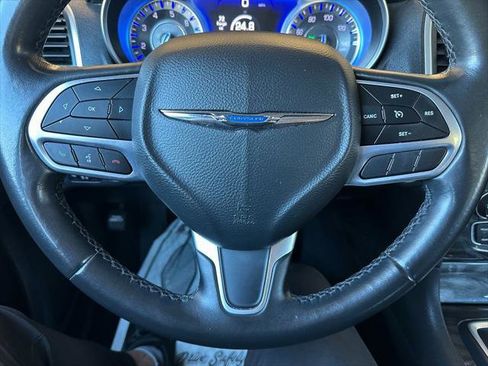 Certified 2021 Chrysler 300 Touring image 3