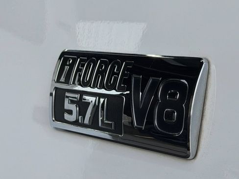Used 2021 Toyota Tundra SR5 AWD/4WD image 30