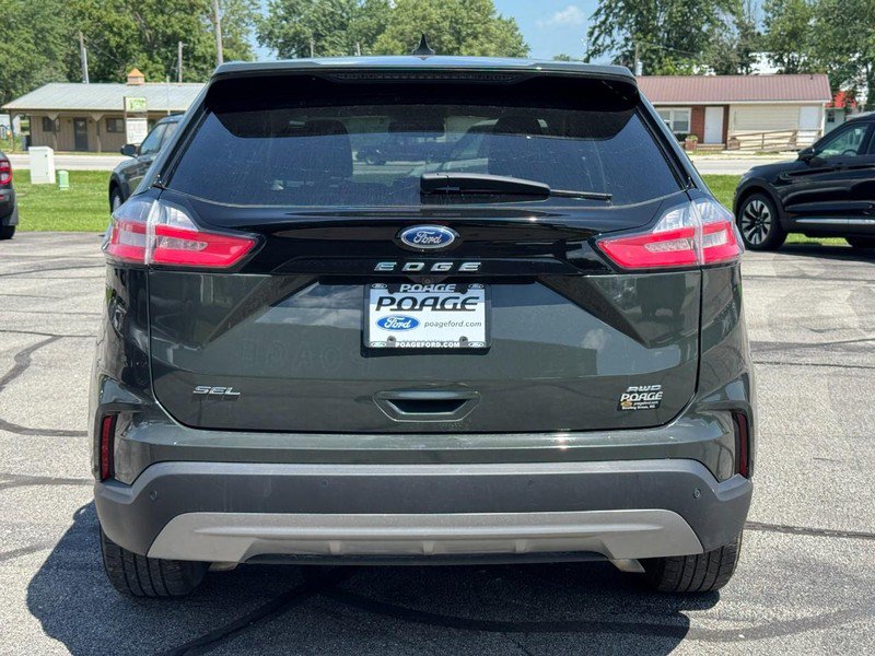 Used 2024 Ford Edge SEL w/ Convenience Package AWD/4WD image 4