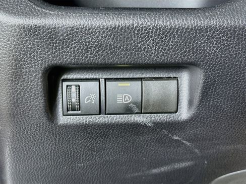 Used 2025 Toyota RAV4 LE FWD image 17