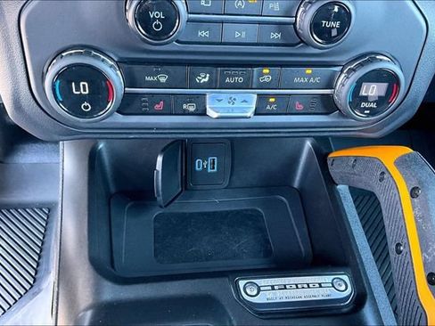 Used 2023 Ford Bronco Badlands AWD/4WD image 19
