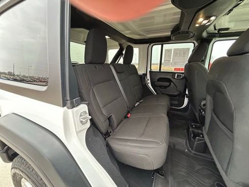 Used 2022 Jeep Wrangler Unlimited Sport AWD/4WD image 29
