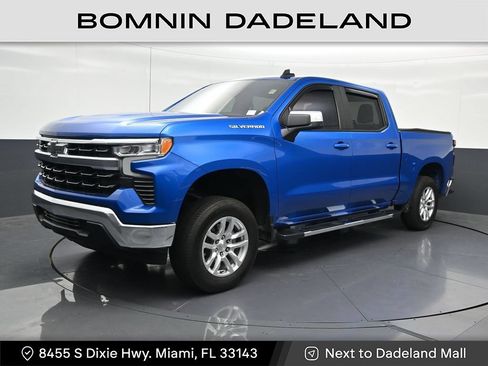 Used 2022 Chevrolet Silverado 1500 LT RWD image 1