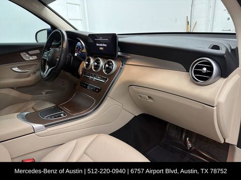 Used 2022 Mercedes-Benz GLC 300 image 28