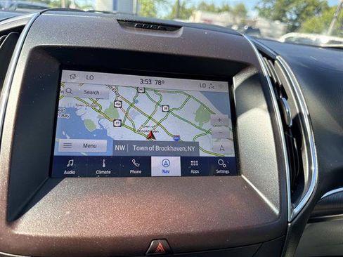 Used 2020 Ford Edge Titanium AWD/4WD image 12