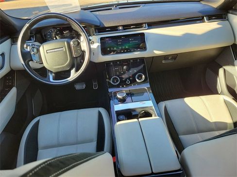 Used 2018 Land Rover Range Rover Velar R-Dynamic SE image 15