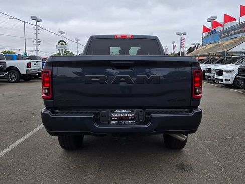 Certified 2025 RAM 2500 Big Horn AWD/4WD image 5