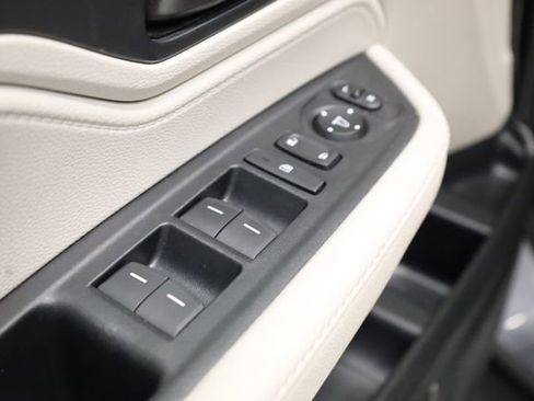 Used 2025 Honda Odyssey EX-L image 18