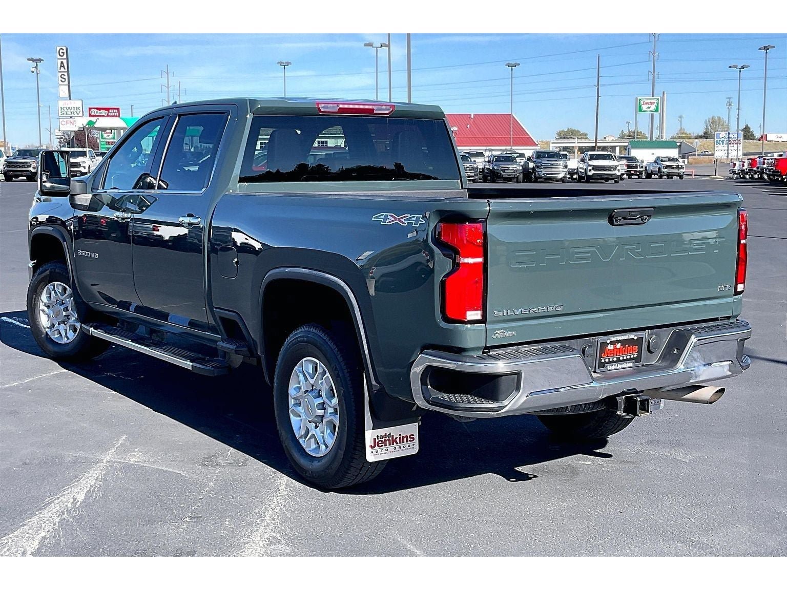Used 2025 Chevrolet Silverado 3500 LTZ AWD/4WD image 13