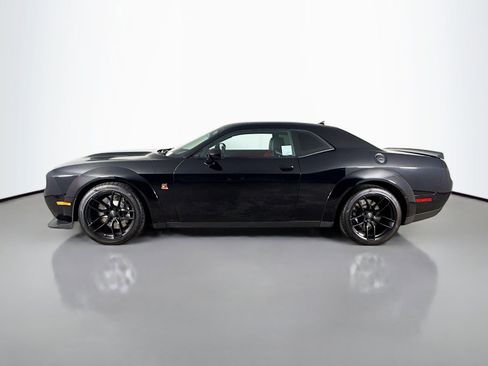 Used 2021 Dodge Challenger R/T Scat Pack RWD image 4