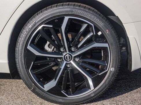 New 2025 Nissan Altima 2.5 SR w/ SR Premium Package image 12