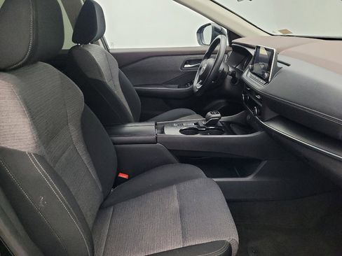 Used 2023 Nissan Rogue SV image 21