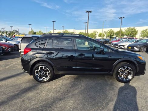 Used 2017 Subaru Crosstrek 2.0i Limited image 8