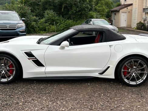 Used 2019 Chevrolet Corvette Grand Sport RWD image 5