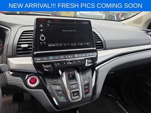 Used 2026 Honda Odyssey Touring image 9