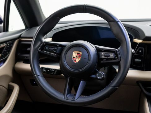 Certified 2025 Porsche Macan 4S Electric image 12