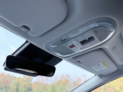 New 2026 Hyundai Ioniq 9 Limited image 19