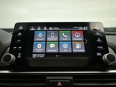 Used 2018 Honda Accord Touring image 13