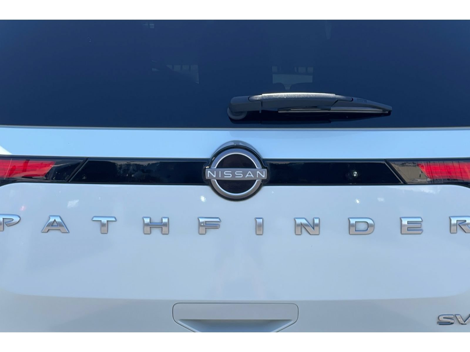 Used 2022 Nissan Pathfinder SV FWD image 49