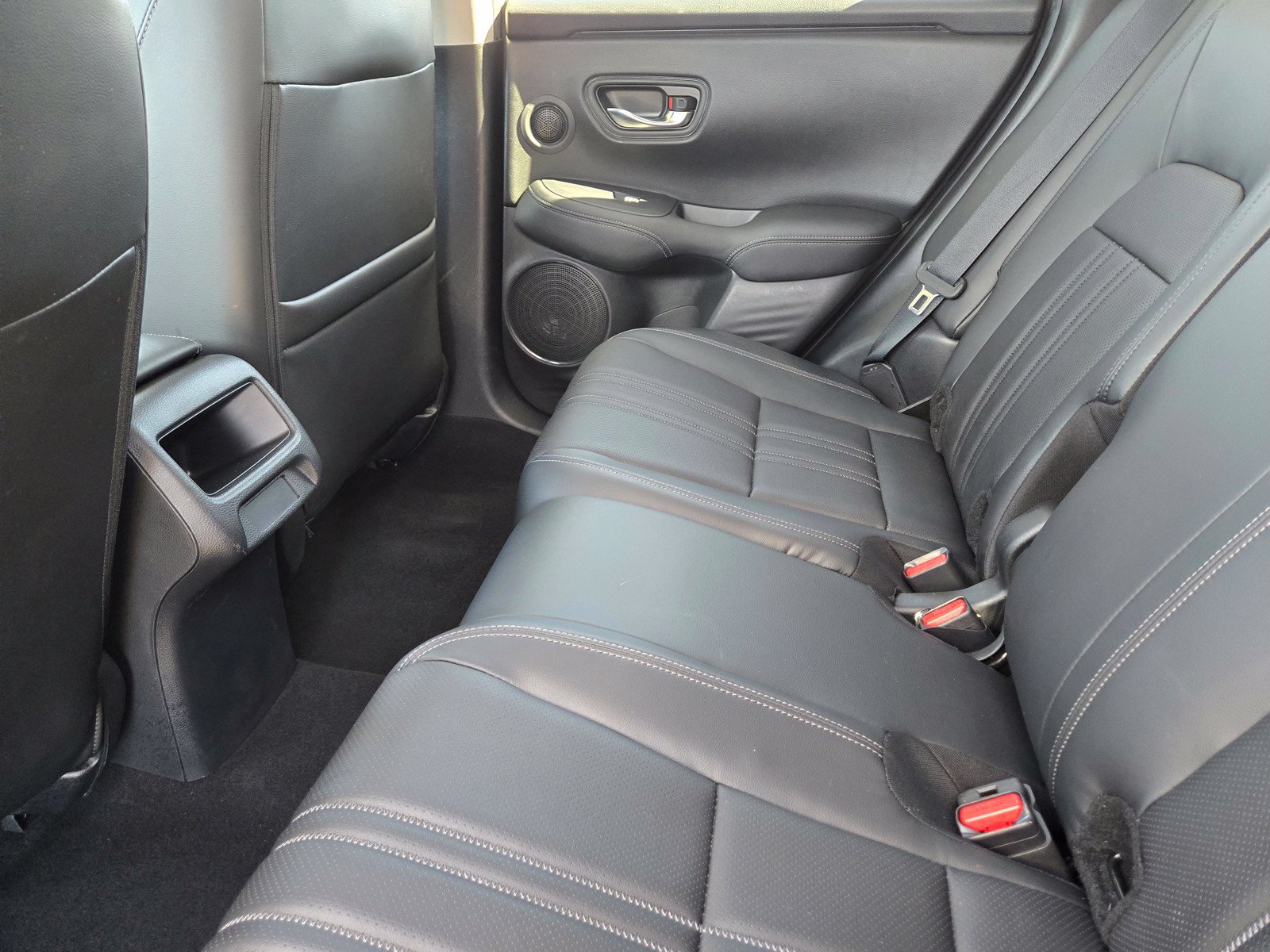 Certified 2024 Honda HR-V EX-L image 17