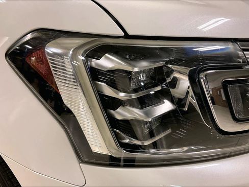 Used 2020 Ford Expedition Max Platinum image 25