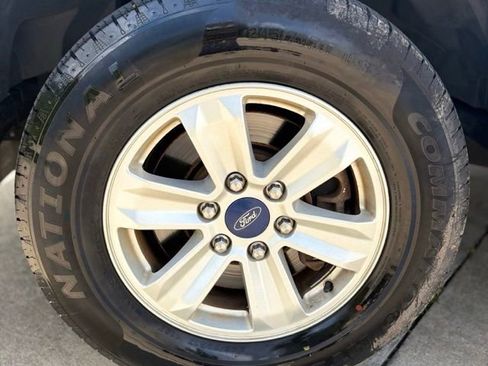 Used 2015 Ford F150 XLT RWD image 9