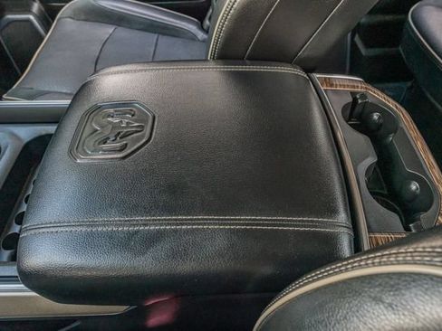Used 2019 RAM 2500 Laramie AWD/4WD image 30