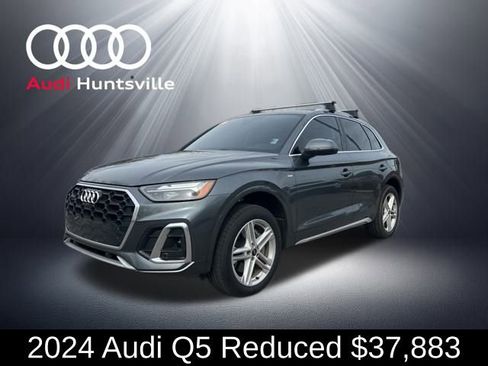 Used 2024 Audi Q5 e Premium Plus w/ Premium Plus Package image 1