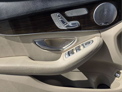 Used 2017 Mercedes-Benz C 300 Sedan image 20