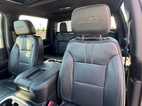 Used 2022 Chevrolet Silverado 3500 High Country w/ Technology Package AWD/4WD image 38