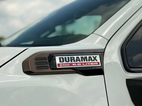 Used 2024 GMC Sierra 2500 AT4X AWD/4WD image 44
