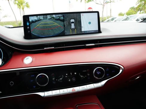 Used 2023 Genesis GV70 2.5T w/ Sport Prestige Package AWD/4WD image 4