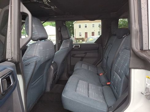 Used 2023 Ford Bronco Heritage Edition AWD/4WD image 16