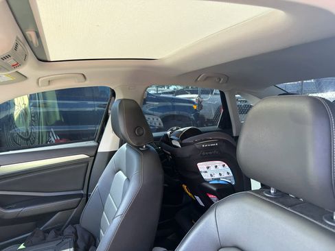 Used 2022 Volkswagen Jetta SE FWD image 7