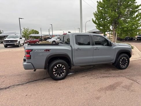 Used 2024 Nissan Frontier PRO-4X w/ Technology Package AWD/4WD image 10