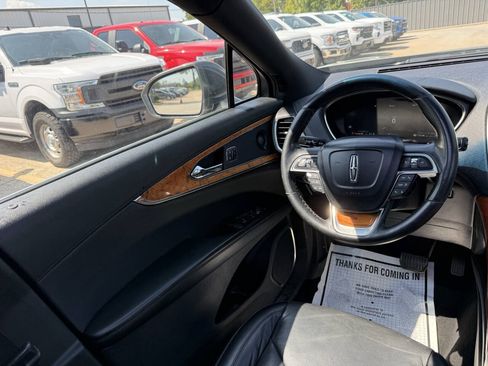 Used 2020 Lincoln Nautilus Reserve FWD image 19
