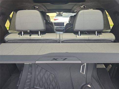 Certified 2024 BMW X7 xDrive40i w/ M Sport Package AWD/4WD image 10