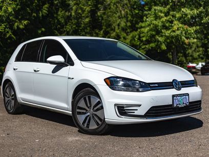 Used 2019 Volkswagen e-Golf SE w/ Driver Assistance Package