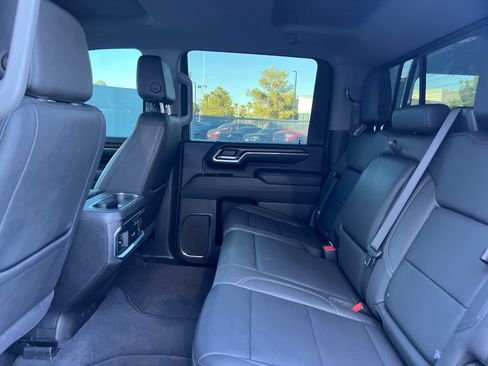Used 2024 GMC Sierra 2500 SLT w/ SLT Premium Package AWD/4WD image 25