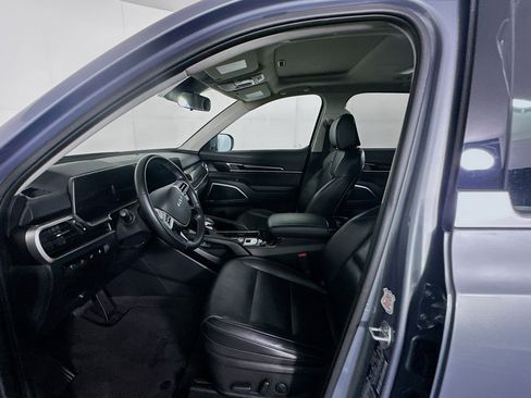 Used 2025 Kia Telluride S image 13