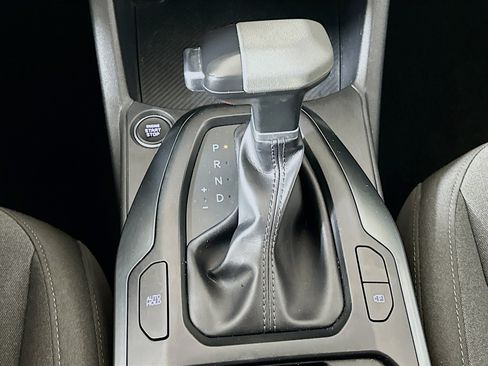 Used 2025 Kia K4 LXS image 25