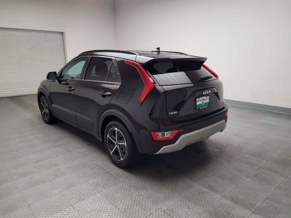 Used 2023 Kia Niro EX FWD image 5