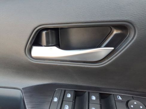 New 2026 Nissan Kicks SV w/ SV Premium Package image 17