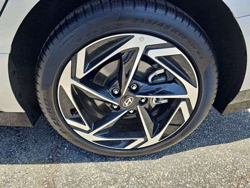 Certified 2026 Hyundai Sonata SEL FWD image 35
