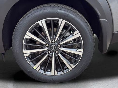 New 2026 Nissan Pathfinder Platinum AWD/4WD image 45