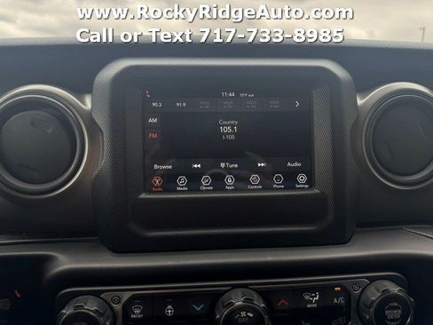 Used 2023 Jeep Gladiator Sport AWD/4WD image 25