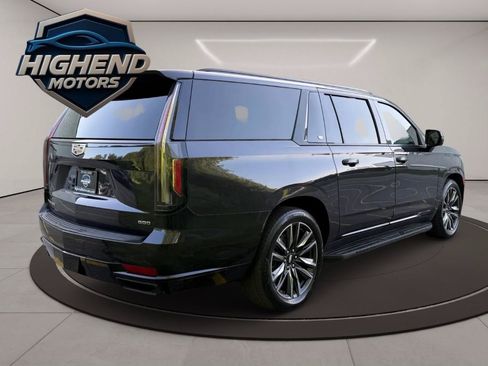 Used 2023 Cadillac Escalade ESV Sport Platinum RWD image 6
