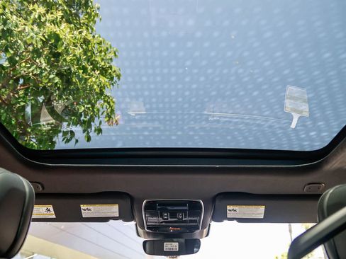 New 2026 Land Rover Range Rover SE AWD/4WD image 16