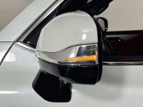 Used 2023 Lexus LX 600 F Sport image 22