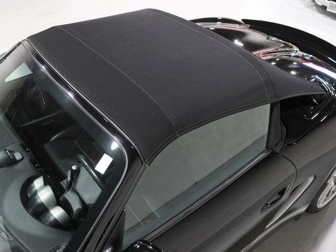 Used 2011 Porsche Boxster Spyder image 35